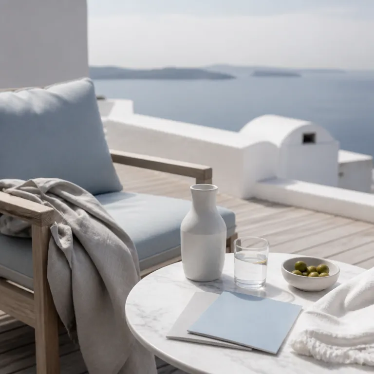 Choosing the best time to visit Italy and Greece for a Cyclades luxury escape